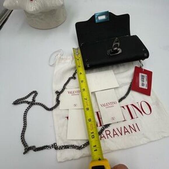 Women's Valentino Garavani rock stud, wallet on a chain made in Italy - Picture 4 of 15